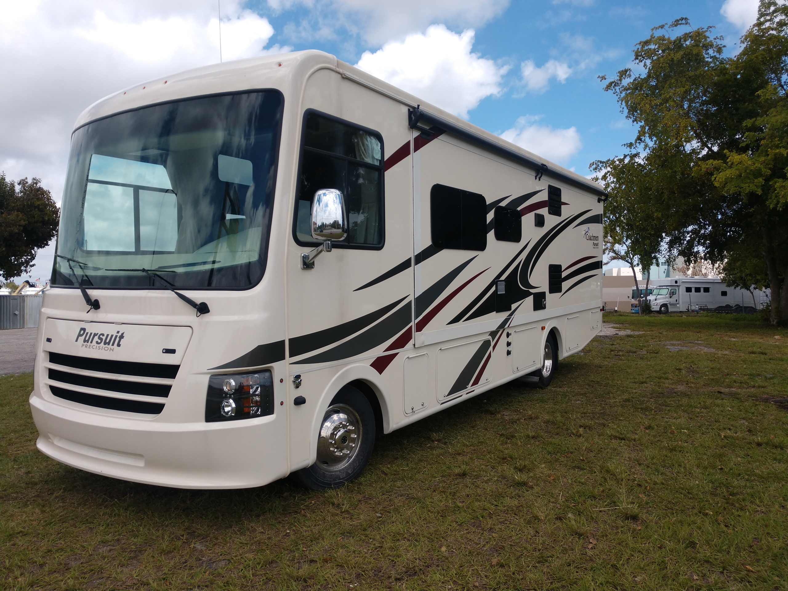 Your Essential Guide to RV Consignment in Florida
